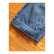 Load image into Gallery viewer, Vintage Lee Medium Wash High Rise Straight Leg Jeans Size 14
