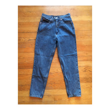 Load image into Gallery viewer, Vintage 90s Guess Medium Wash Straight Leg Jeans Size 10
